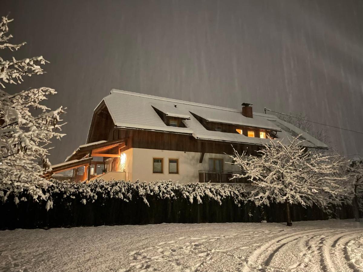 Отель Gaestehaus Brugger Хермагор Экстерьер фото